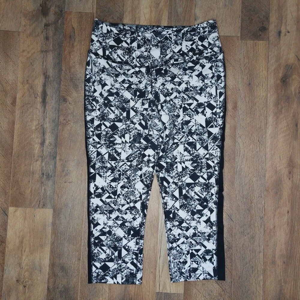 Nike Dri Fit Womens Medium Running Capri Leggings Pants Black White Print